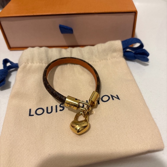 Louis vuttion crazy in lock